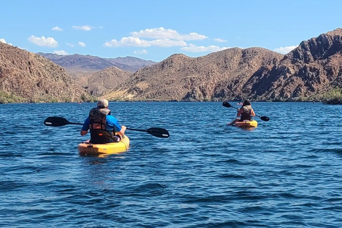 Las Vegas: Colorado River Kayak Tour to Emerald Cave with Pickup